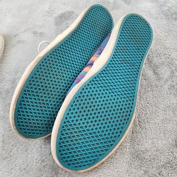 Vans Off The Wall Lace Up Shoes Multicolor Men's 7.5 Women's 9 - Picture 5 of 5